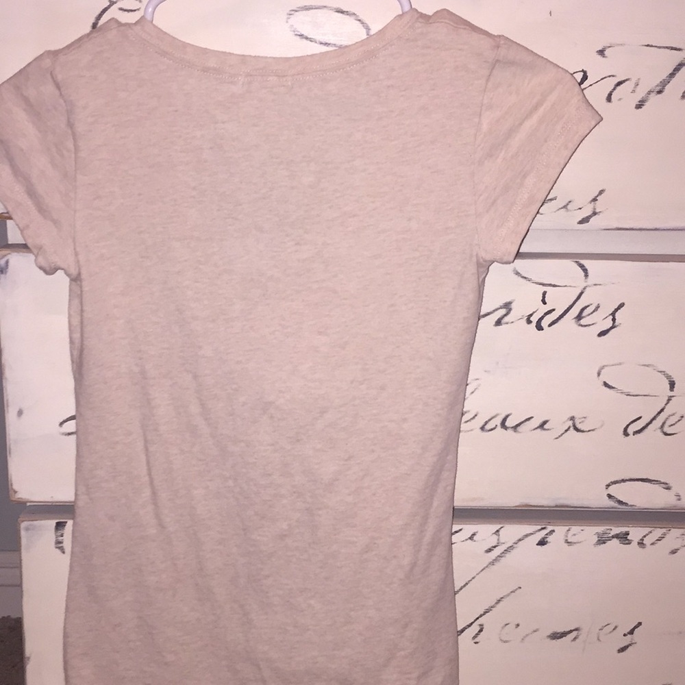 🥀Cream Short-Sleeved Ribbed Shirt - Picture 3 of 3